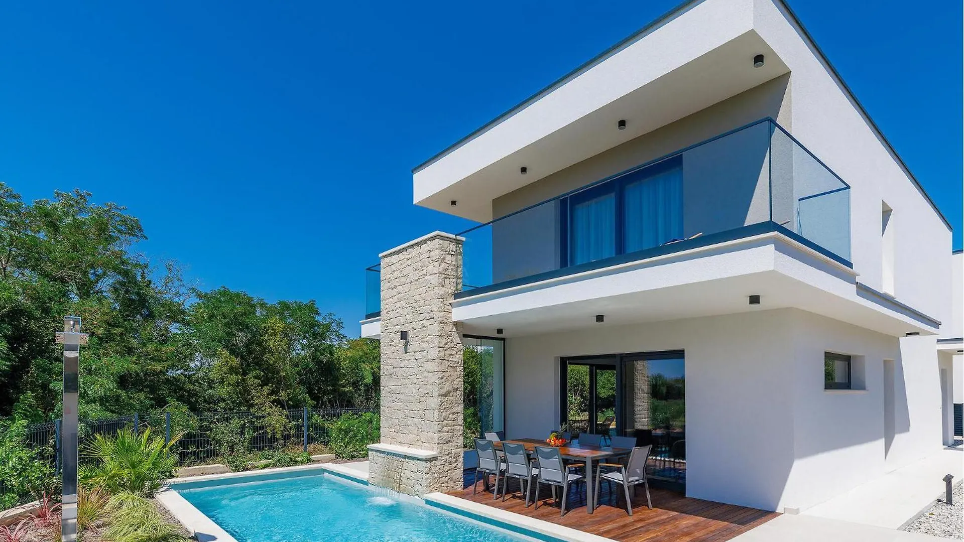 Awesome Home In Basanija With Kitchen