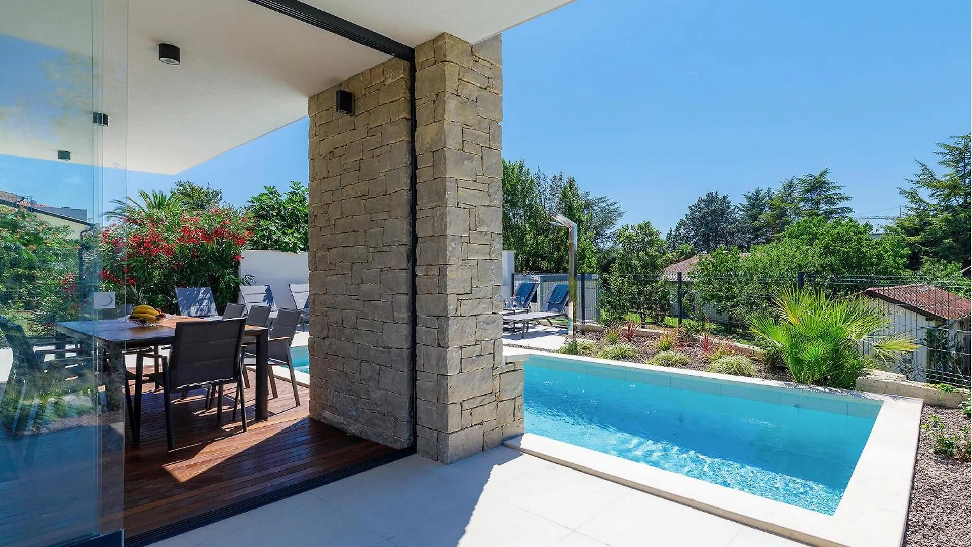 Awesome Home In Basanija With Kitchen Holiday home